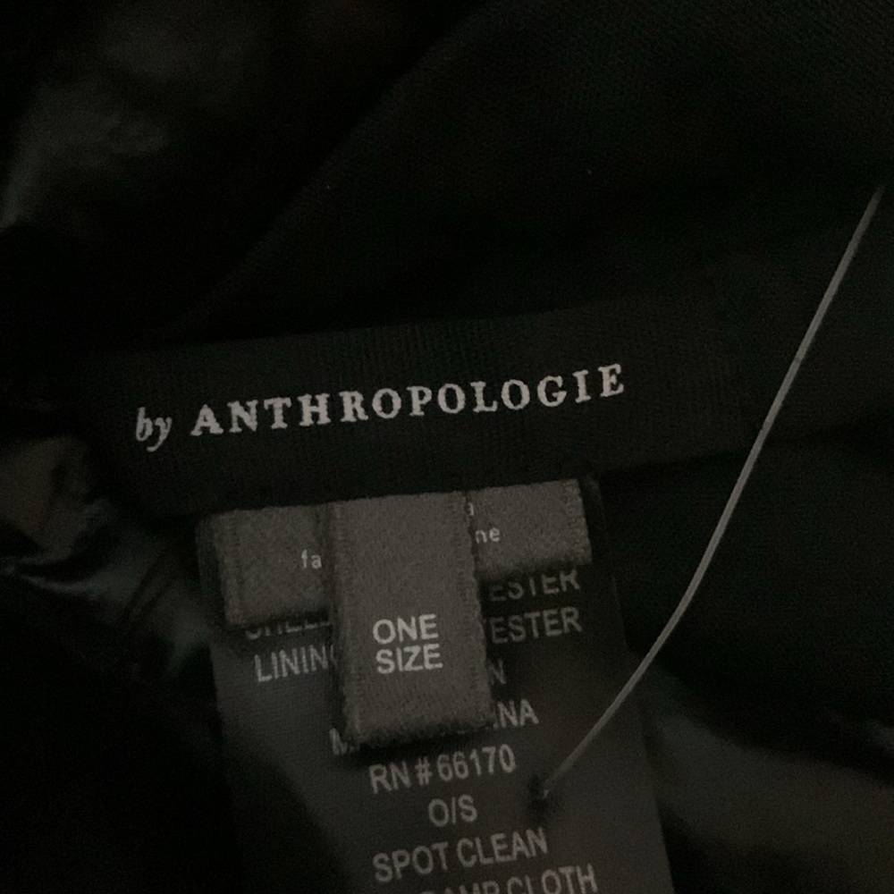 Anthropologie hat - Picture 5 of 6